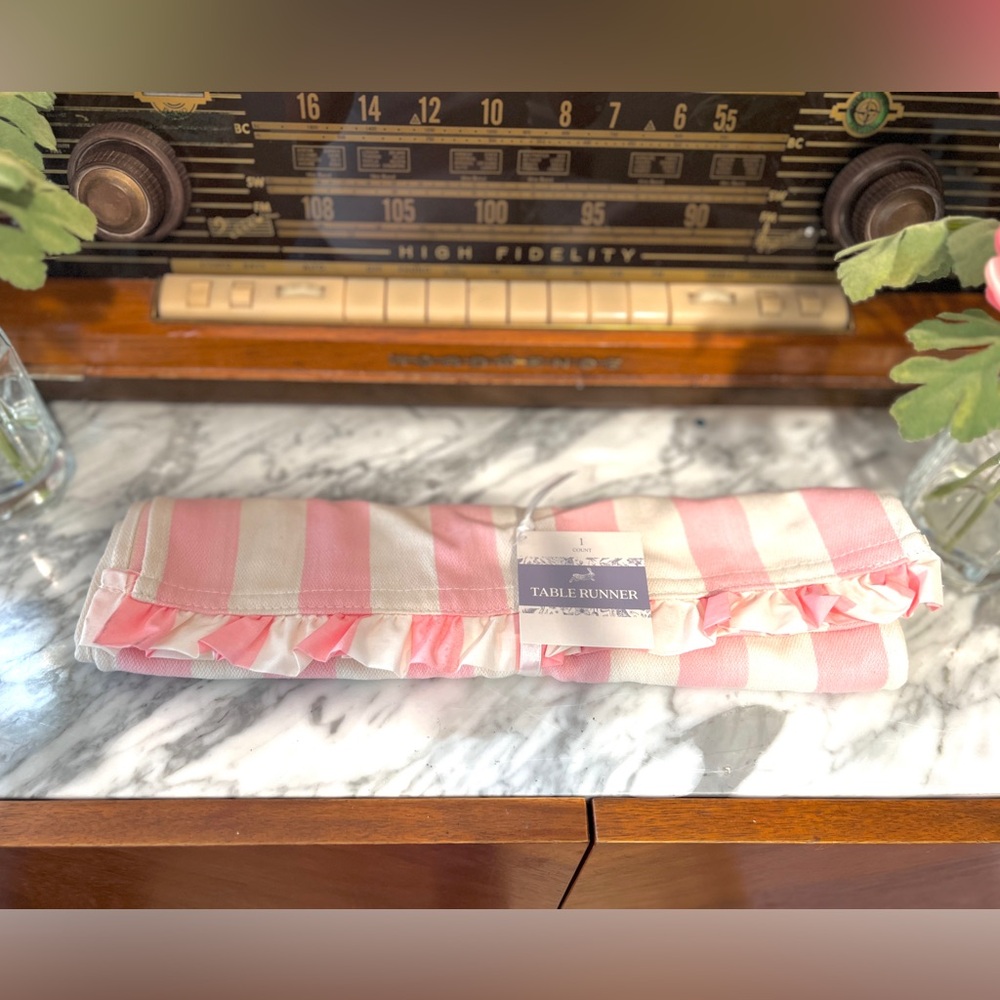 ✨NEW🌸Target Bullseye Playground 2026 Pink & White Striped Ruffled Table Runner🤍 - Picture 8 of 8